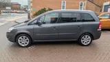 2011 Vauxhall Zafira dashboard