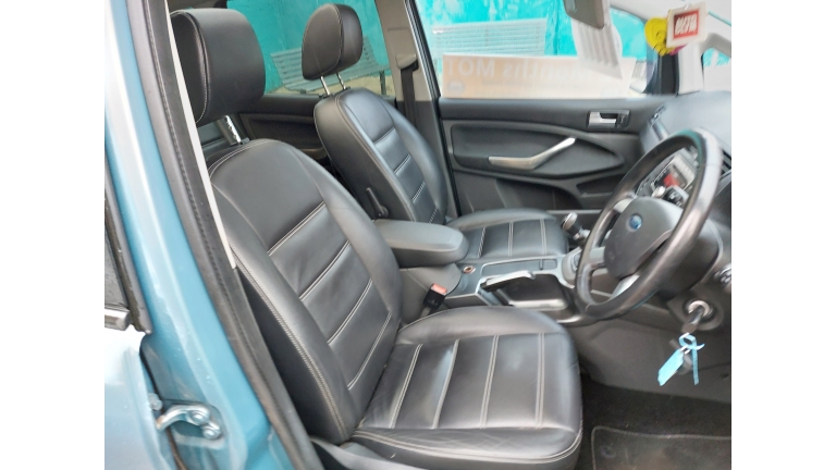 Professional Photographer Clent