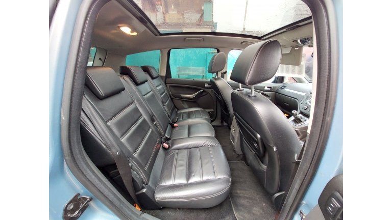 Professional Photographer Clent