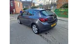 2010 Vauxhall Astra engine bay