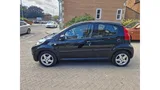 2010 Peugeot 107 dashboard
