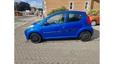 2009 Peugeot 107 dashboard