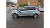 2009 Ford Fiesta dashboard