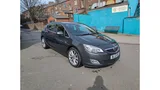 2012 Vauxhall Astra interior