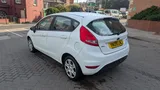 2009 Ford Fiesta engine bay