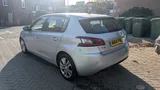 2014 Peugeot 308 engine bay