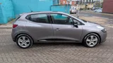 2014 Renault Clio engine bay