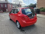 2015 Vauxhall Meriva engine bay