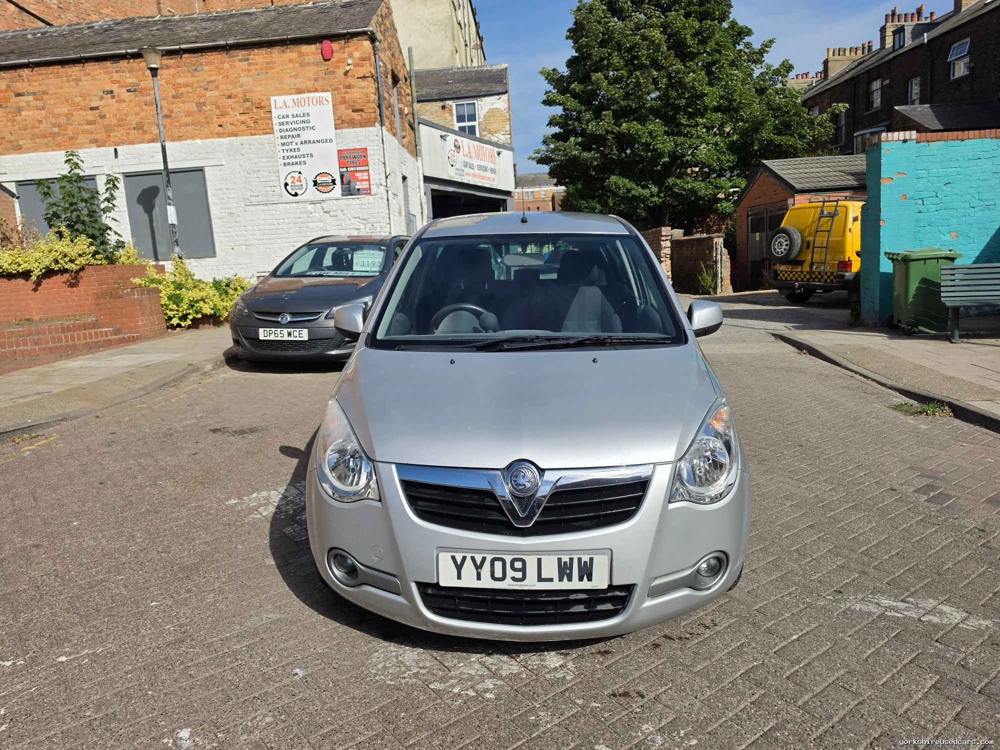 2009 Vauxhall Agila interior