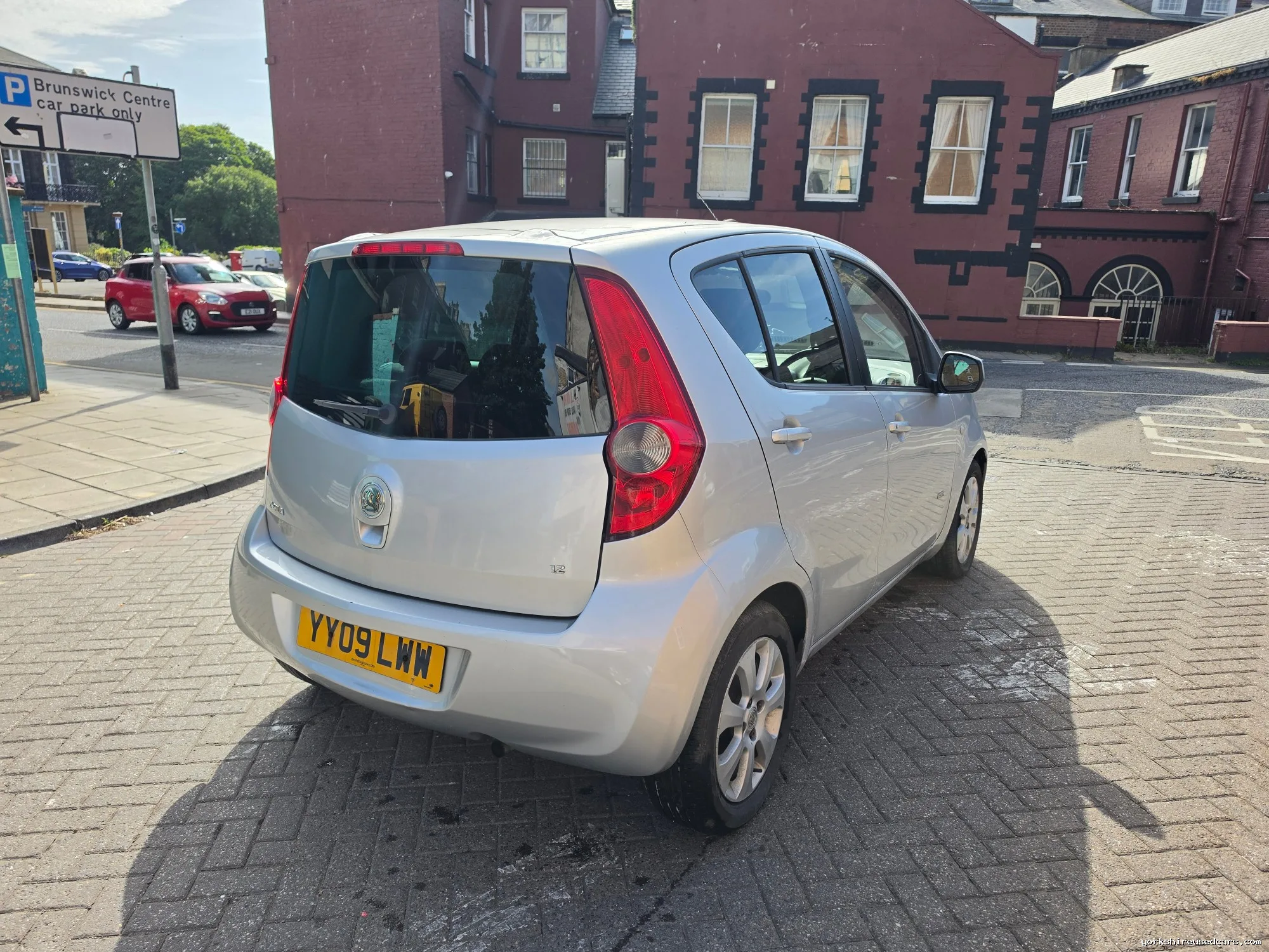 2009 Vauxhall Agila boot space
