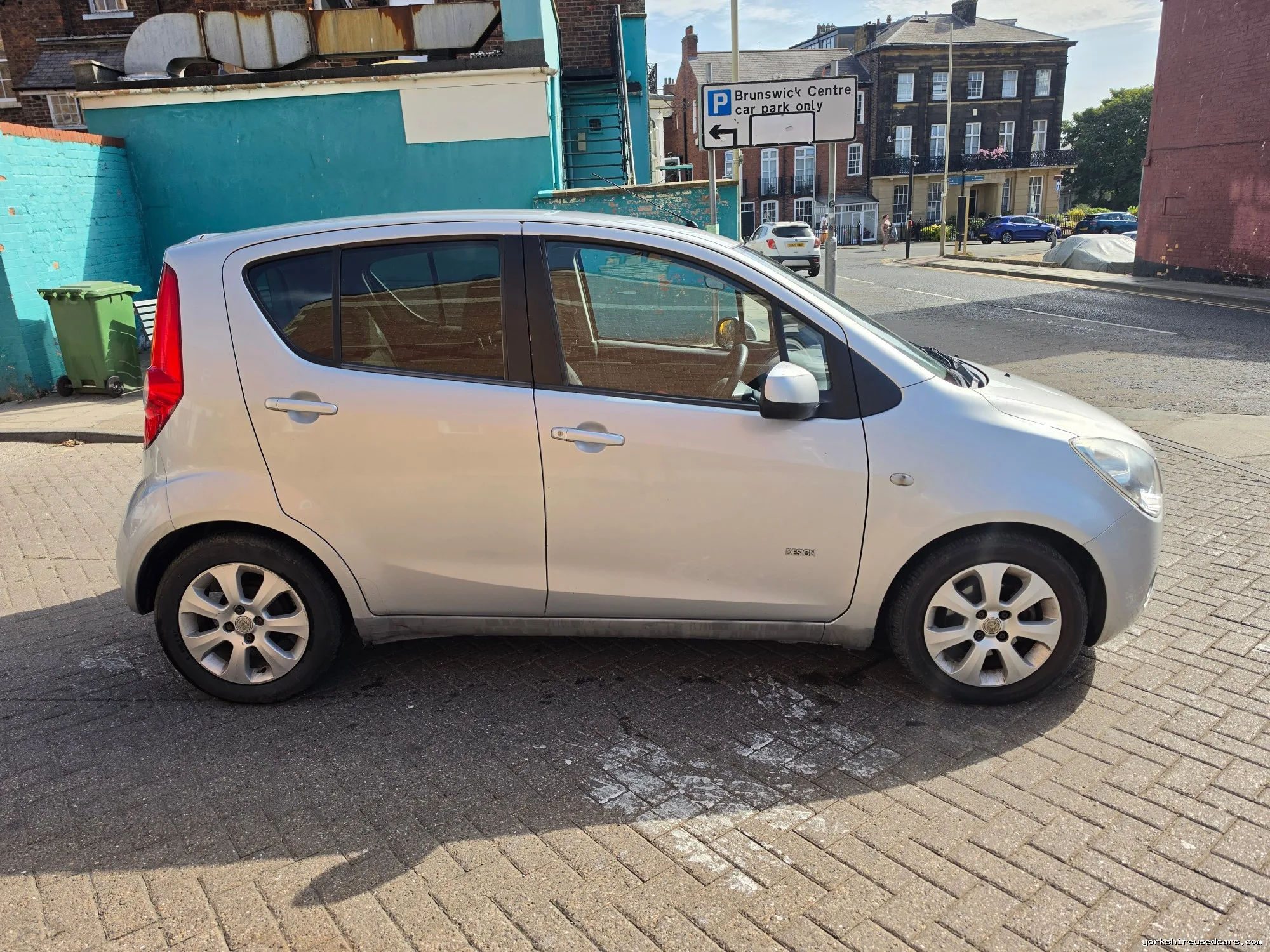 2009 Vauxhall Agila side profile