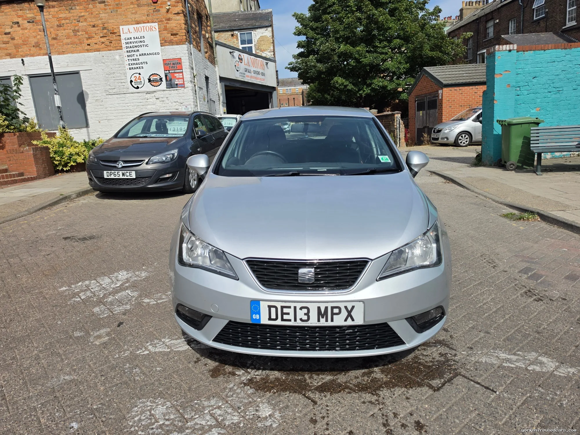 2013 Seat Ibiza interior