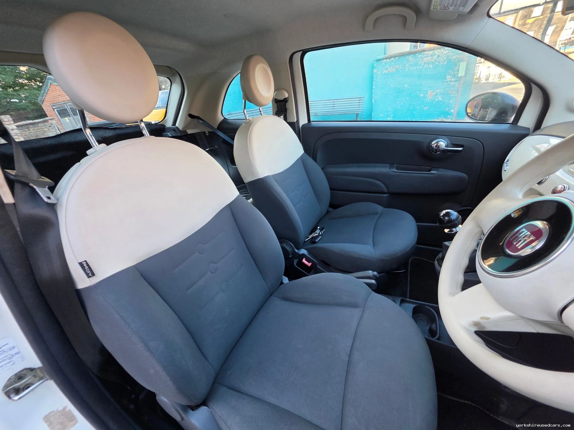 2014 Fiat 500 rear seats