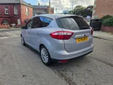 2011 Ford C-Max engine bay